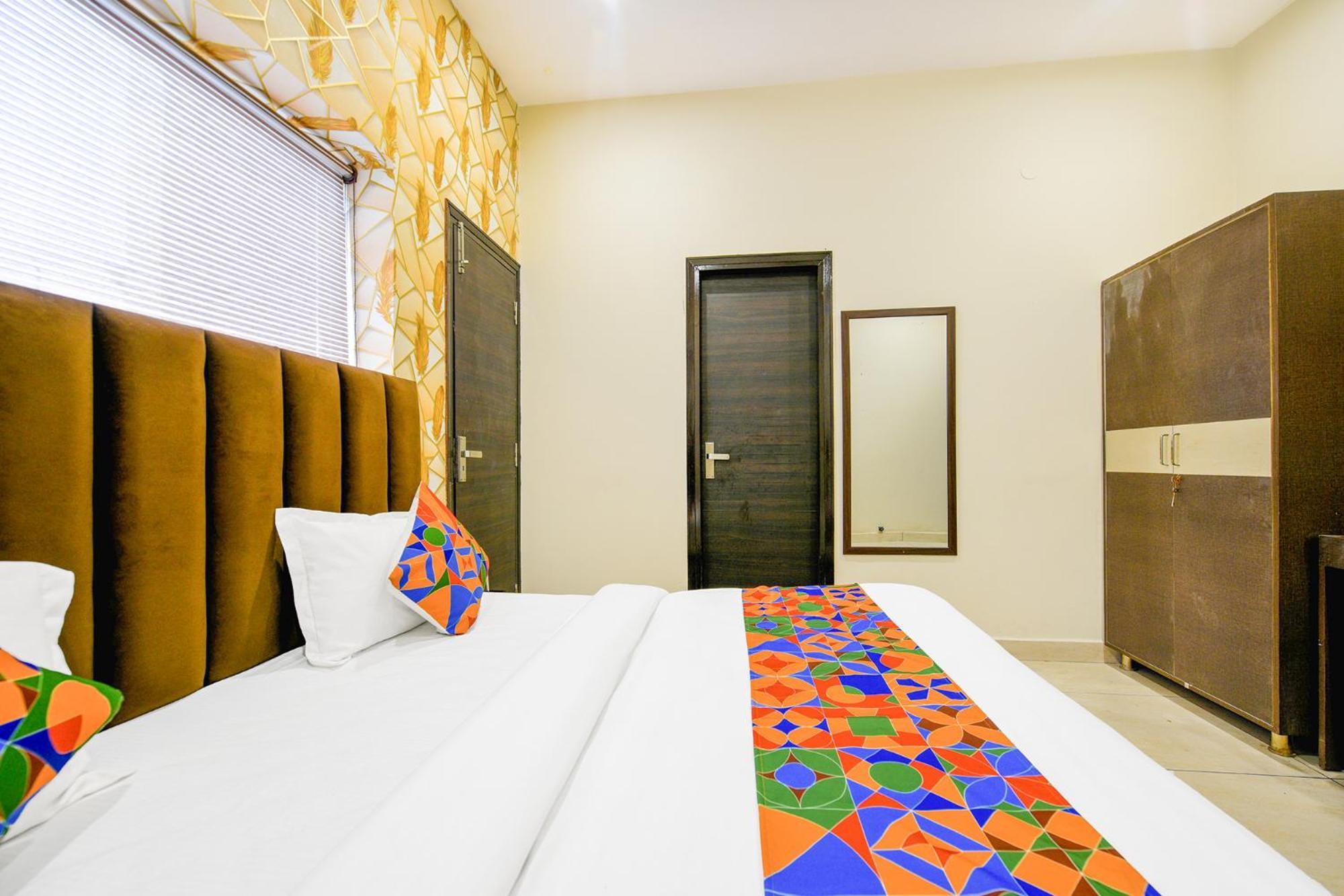 Fabhotel Royal Regency I Ludhiana Eksteriør billede
