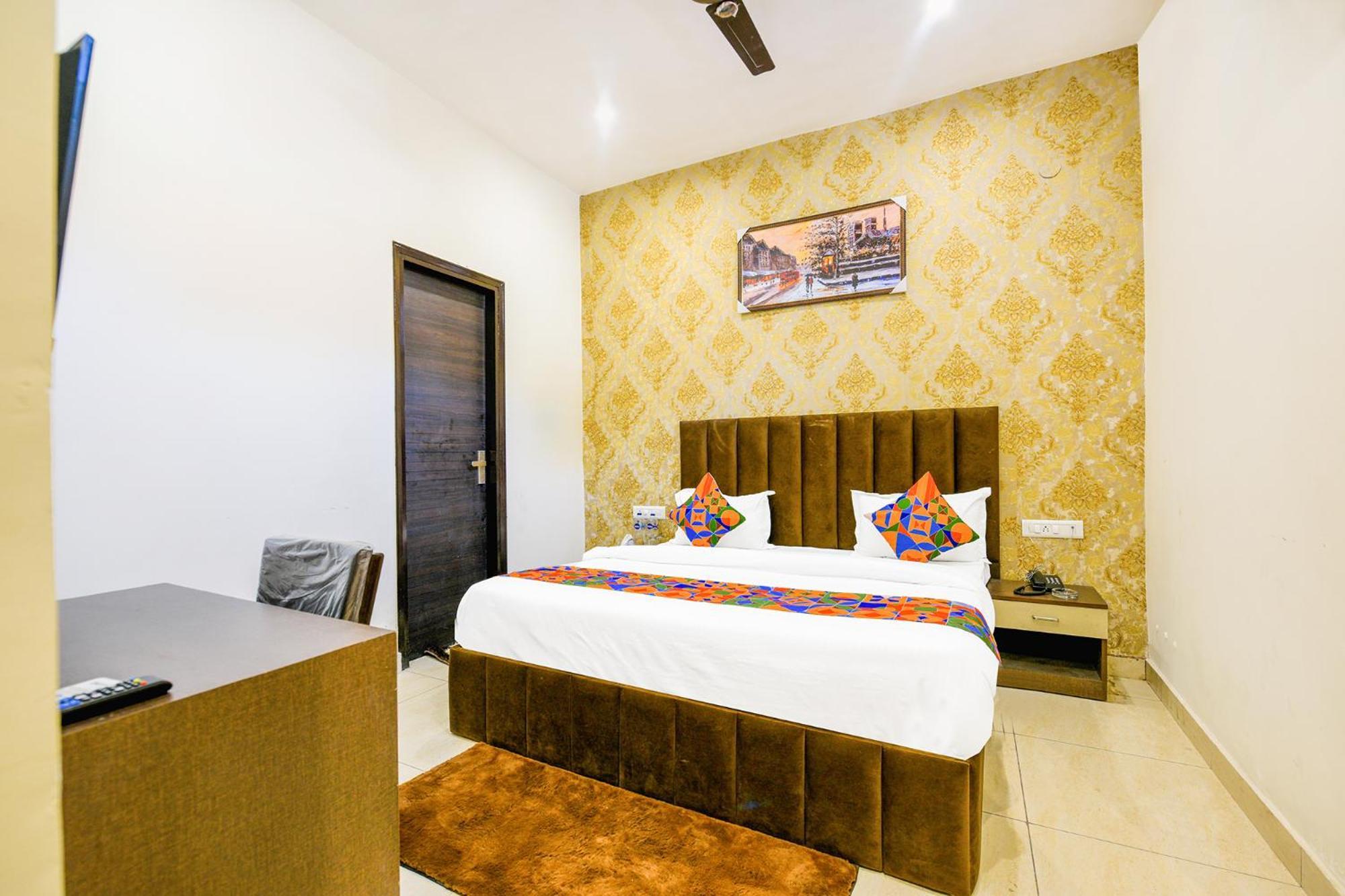 Fabhotel Royal Regency I Ludhiana Eksteriør billede