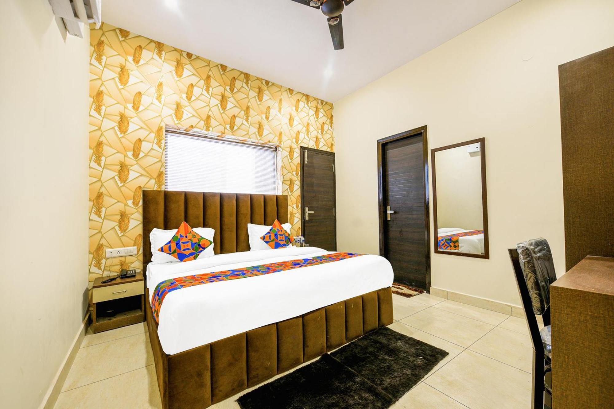 Fabhotel Royal Regency I Ludhiana Eksteriør billede