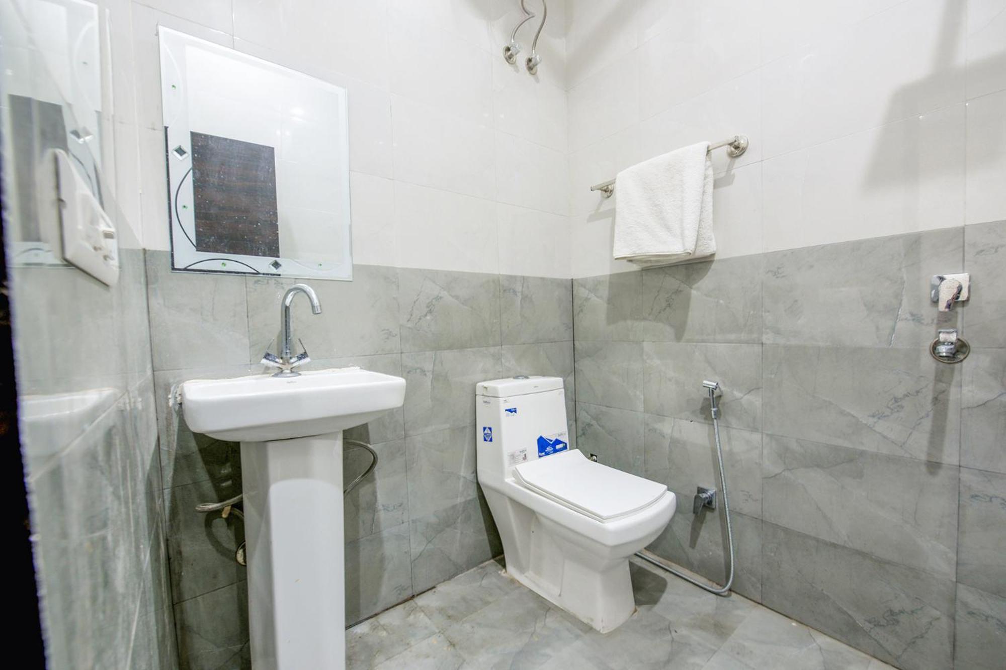 Fabhotel Royal Regency I Ludhiana Eksteriør billede