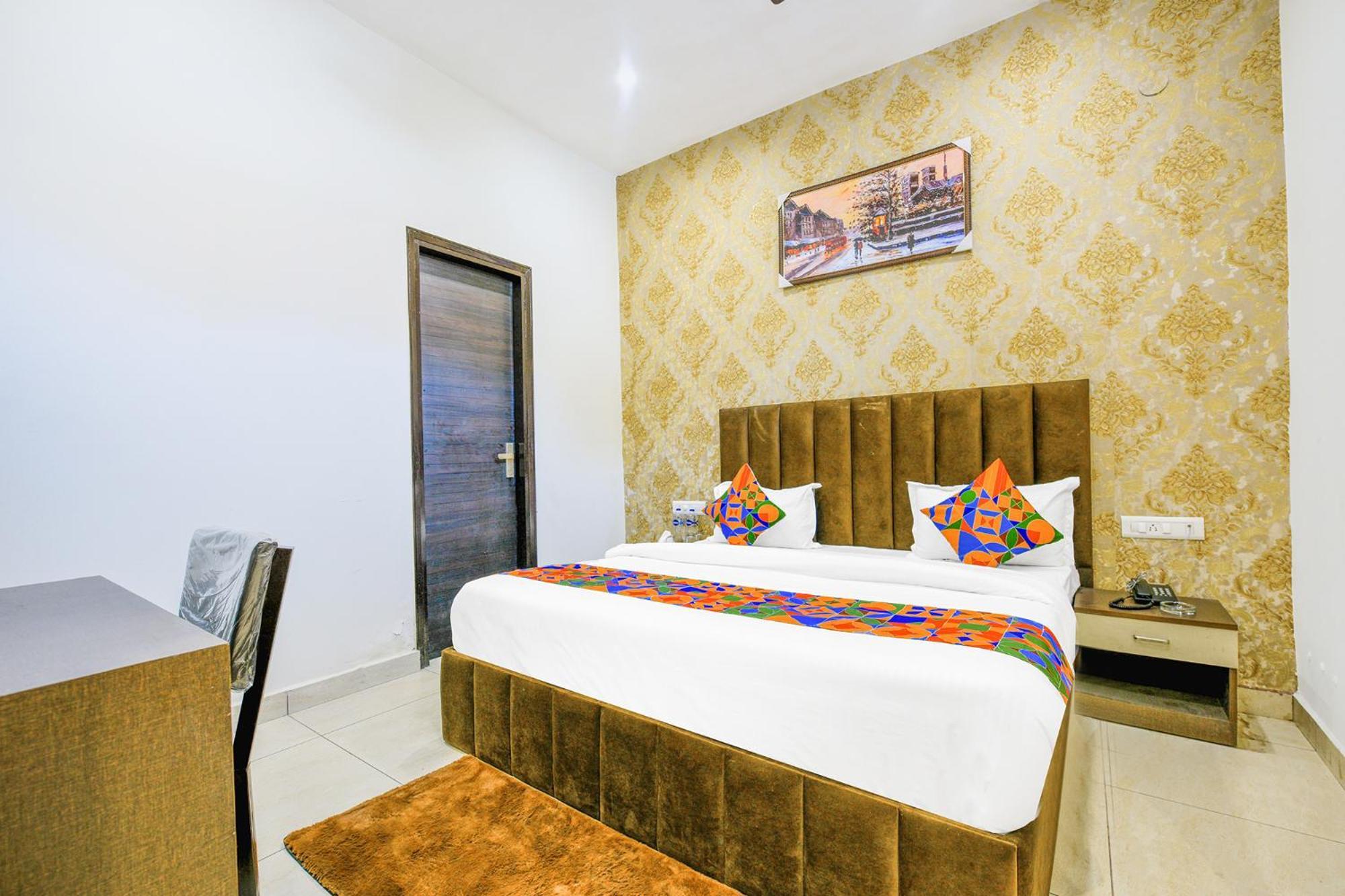 Fabhotel Royal Regency I Ludhiana Eksteriør billede