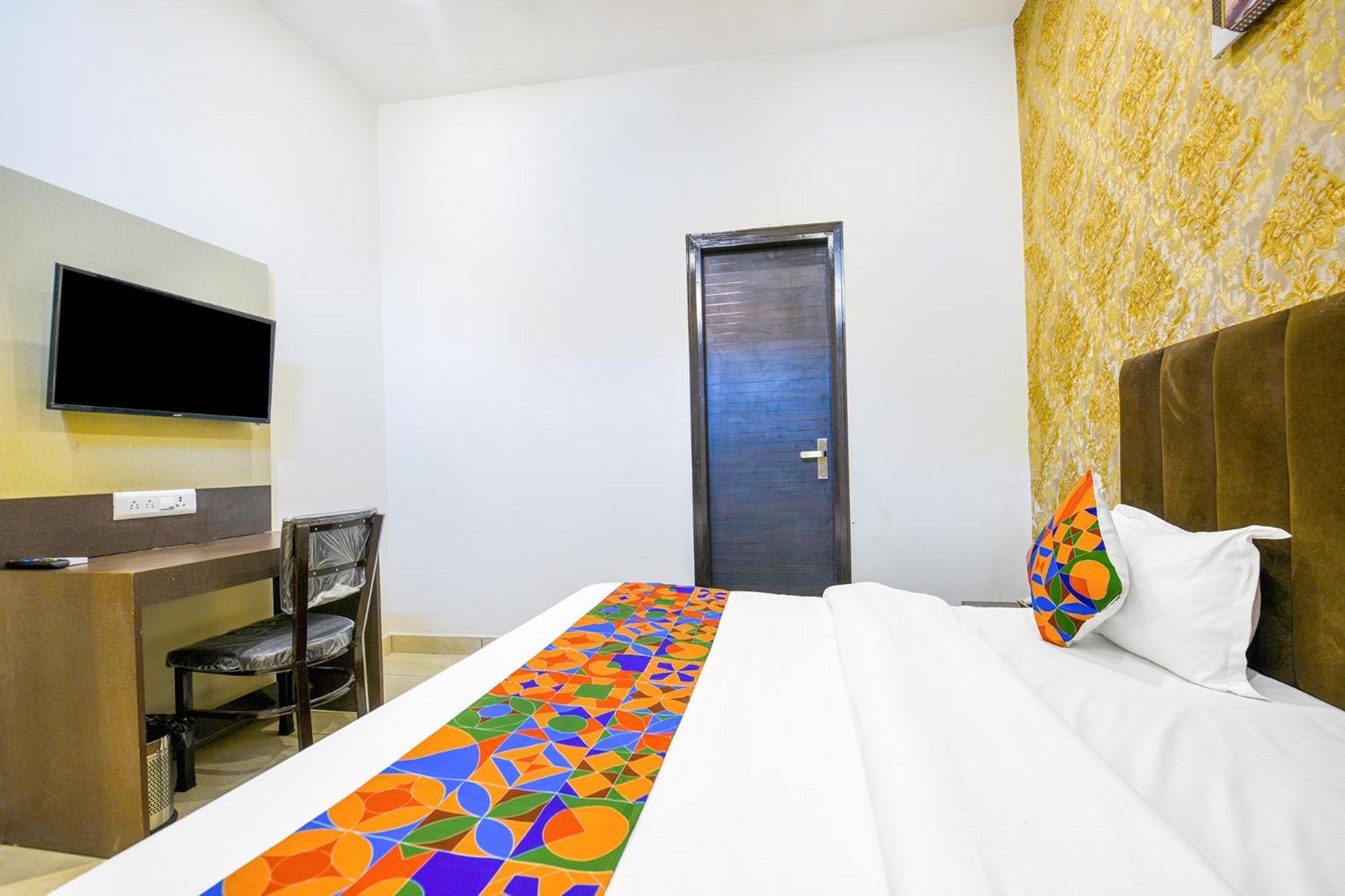 Fabhotel Royal Regency I Ludhiana Eksteriør billede